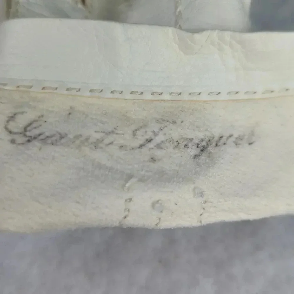 Antique World War 1 Era Calf Skin Driving Gloves, Never Worn, Still Connected!